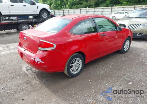 2008 Ford Focus S/Se z USA, uszkodzony, nr VIN 1FAHP32N58W103843